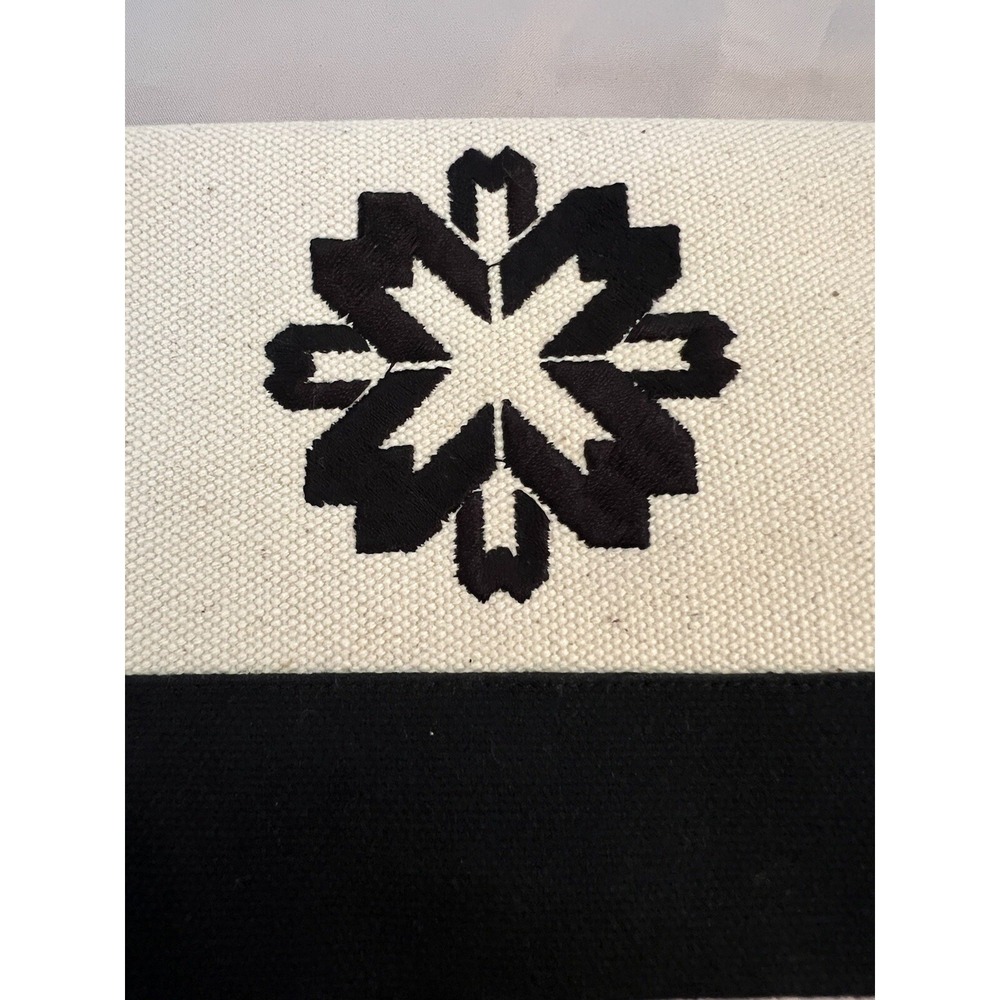 QBS Designs Clutch Fold Over Ivory Navy Embroidered Snowflake Medallion Linen - Picture 4 of 7